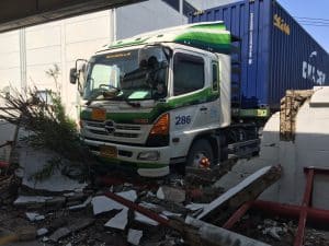 common-questions-truck-accidents-liability common questions truck accidents liability