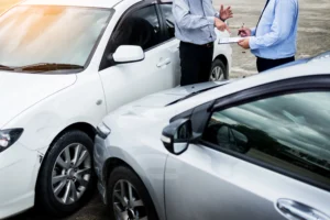 choque-por-exceso-de-velocidad-en-la-i-15-perspectiva-de-un-abogado-de-accidente-de-carro-en-salt-lake