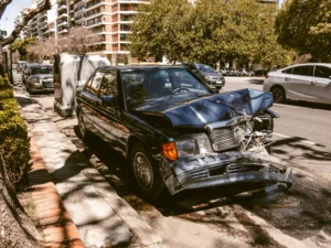 lo-que-no-le-dice-el-seguro-hable-con-un-abogado-de-accidente-de-carro-antes-de-firmar